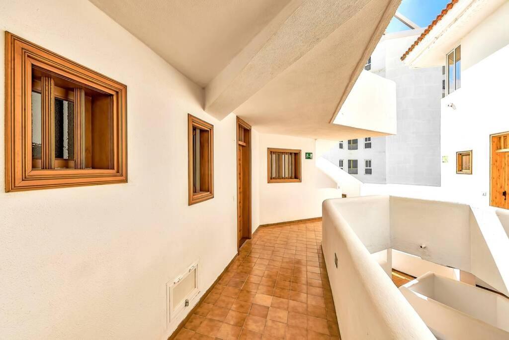 Modern Apartment In Parque Royal I, Playa Fanabe 아데제 외부 사진